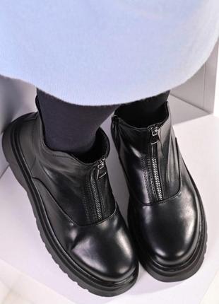 Ботинки , сапоги женские зимние черные тракторная грубая подошва4 фото