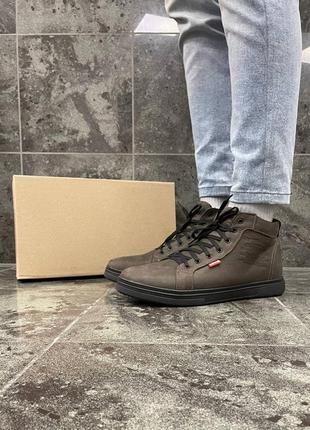 Зимові чоловічі шкіряні коричневі черевики levis 🆕 зимові чоловічі ботинки5 фото