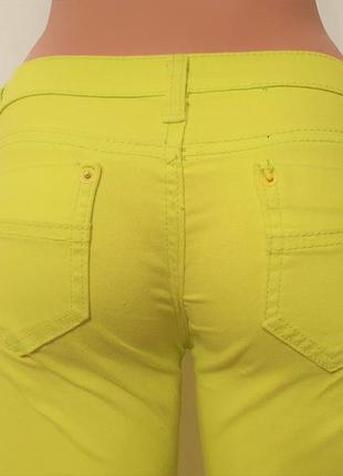 Джинсы джинси стрейч скинни неоново-желтые4 фото