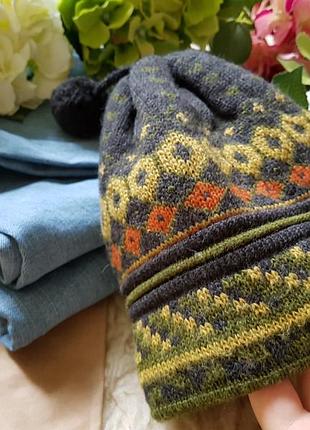 Теплая шапка 2