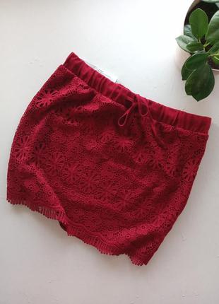 Фірмова спідниця