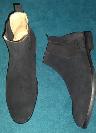 Черные демисезонные замшевые ботинки челси h london. размер 42, 29см.