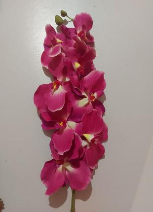 Штучна орхідея