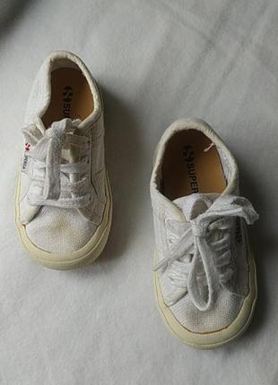 Кроссовки детские
