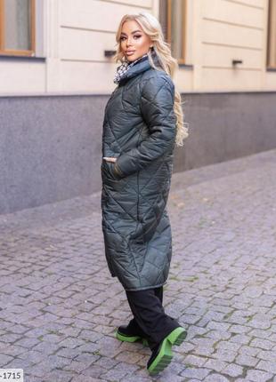 Женское зимнее стеганое пальто размеры 42-646 фото