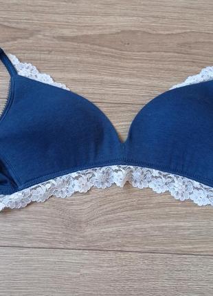 Бюстгальтер