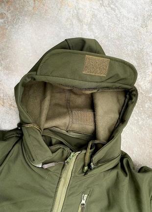 Зимняя куртка softshell на флисе хаки6 фото