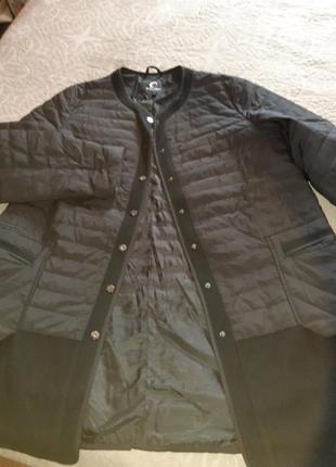 П/пальто на легенькому утеплювачі.на розмір піде 50,52.стиль -шанелька!