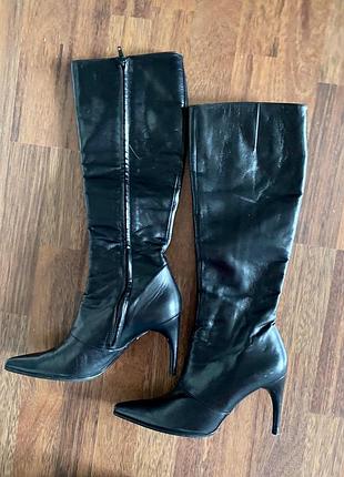 Шкіряні високі чоботи італія