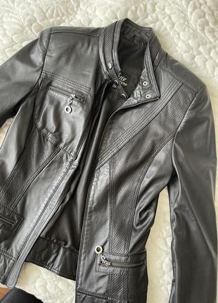 Куртка з натуральної шкіри