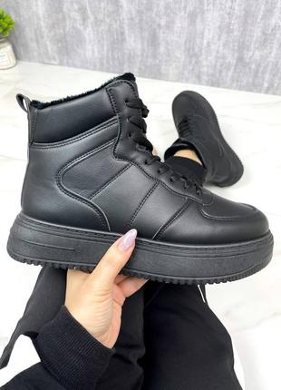 Хайтопи на хутрі зимові кросівки черевики 400