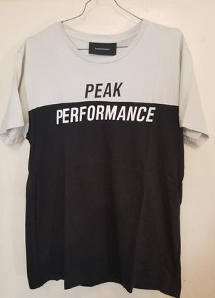 Футболка peak perfomance.