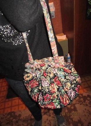 Экслюзивная сумка расшитая бисером3 фото