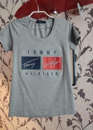 Классная футболка tommy hilfiger4 фото