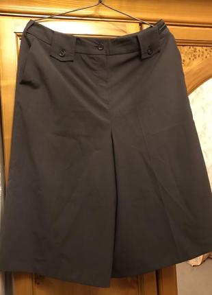 Классическая юбка-шорты серого цвета1 фото