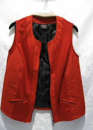 Гарненька жилеточка hs gina. g