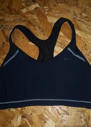 Топ бюст nike dri fit