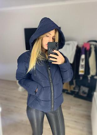 Куртка с капюшоном