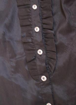 Черная офисная блуза с пышным рукавом3 фото
