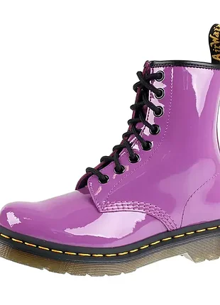 Dr.martens 1460 w жіночі черевики чоботи бузкові шкіра лаковані мартенси