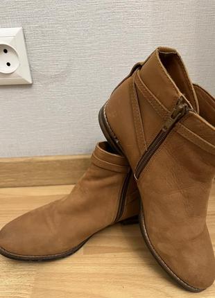 Ботільони 5