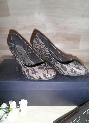 Продам туфли