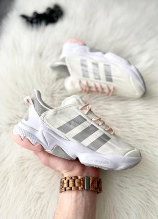 Жіночі кросівки adidas ozweego celox silver metallic / smb7 фото