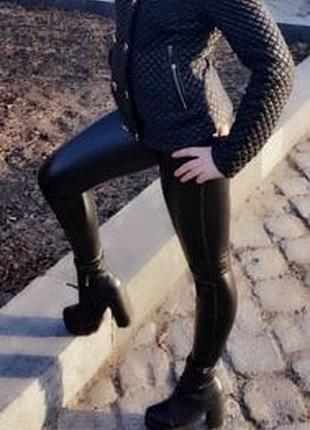 Куртка з качественгого шкірозамінника