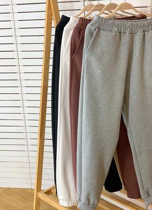 Теплые женские штаны джогеры на резинке трехнить на флисе серый меланж 42-443 фото