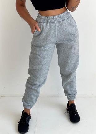 Теплые женские штаны джогеры на флисе серый меланж 44-46