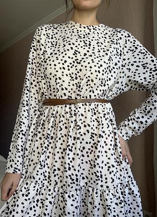 Молочна сукня в краплинку, сукня в горошок