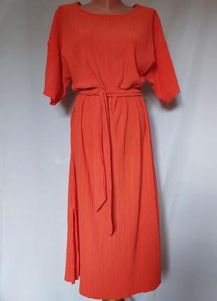 Платье -миди,цвета сочного апельсина под пояс со спущенными рукавами (размер 38-40)2 фото