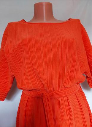 Платье -миди,цвета сочного апельсина под пояс со спущенными рукавами (размер 38-40)6 фото