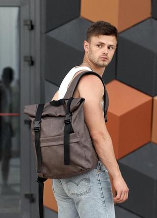 Мужской вместительный и удобный рюкзак ролл sambag rolltop milton - коричневый нубук