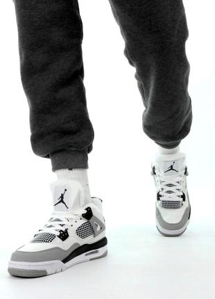 Зимові кросівки nike air jordan 4 white black grey