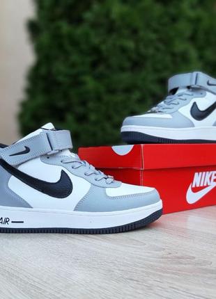 Чоловічі зимові кросівки nike air force 1 high grey white black2 фото