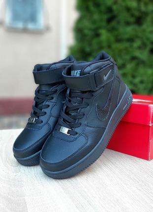 Жіночі зимові кросівки nike air force 1 high black grey