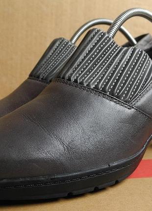 Туфли "clarks" на среднем каблуке р. 37,5 - 38 (w 7. 5) стелька 25 см
