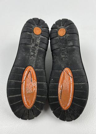 Оригінальні шкіряні черевики art7 фото