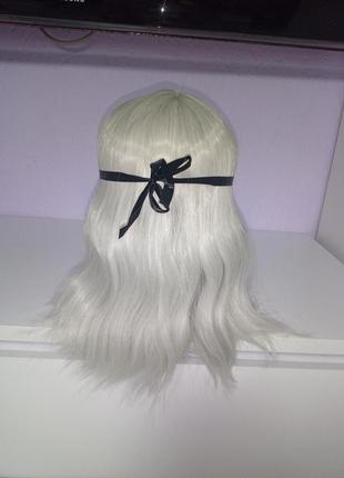 Новый женский карнавальный парик с маской.