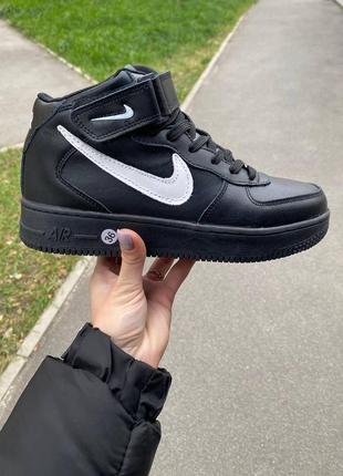 Жіночі кросівки зимові nike7 фото