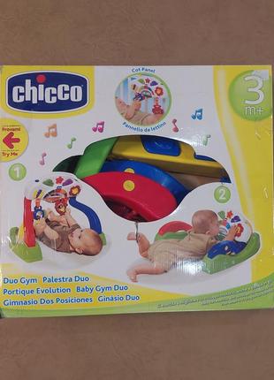 Розвиваючий ігровий центр chicco duo gym