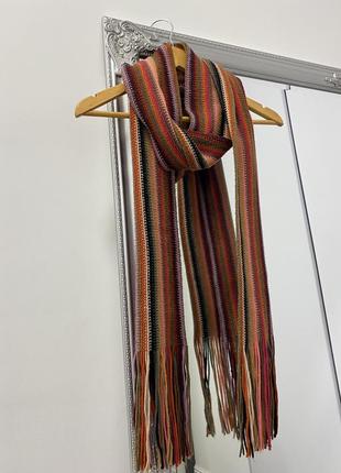 Разноцветный шарф в полосочку