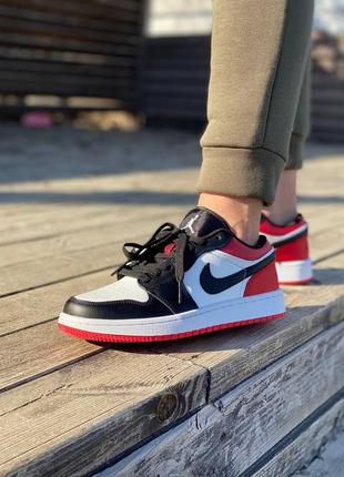 Кросівки nike air jordan 1 retro white black red5 фото