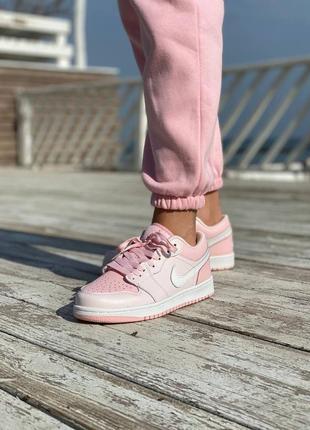 Кросівки nike air jordan 1 retro white pink3 фото