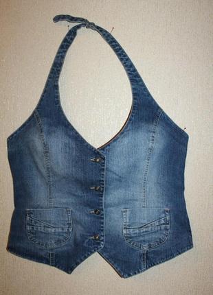 Стильный джинсовый жилет