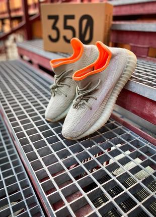 Кросівки adidas yeezy 350 v2 desert sage1 фото