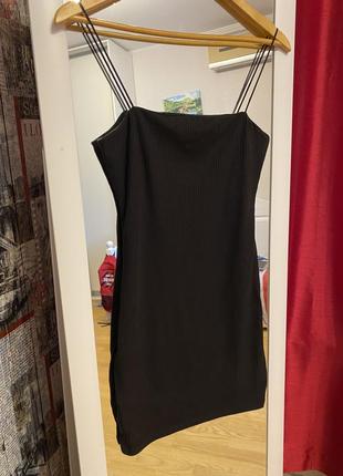 Базовое чёрное платье в рубчик, shein, xs, на бретелях6 фото
