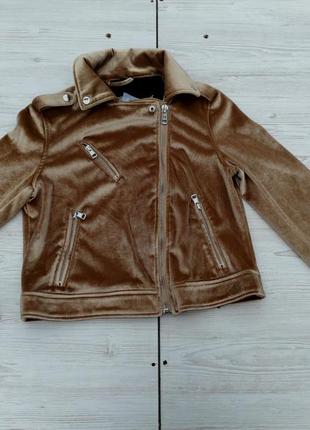 Осіння курточка stradivarius