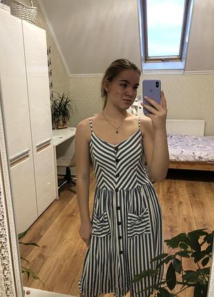 Сукня